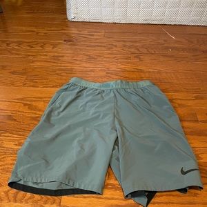 Nike Flex Training Shorts (Coral Grey)